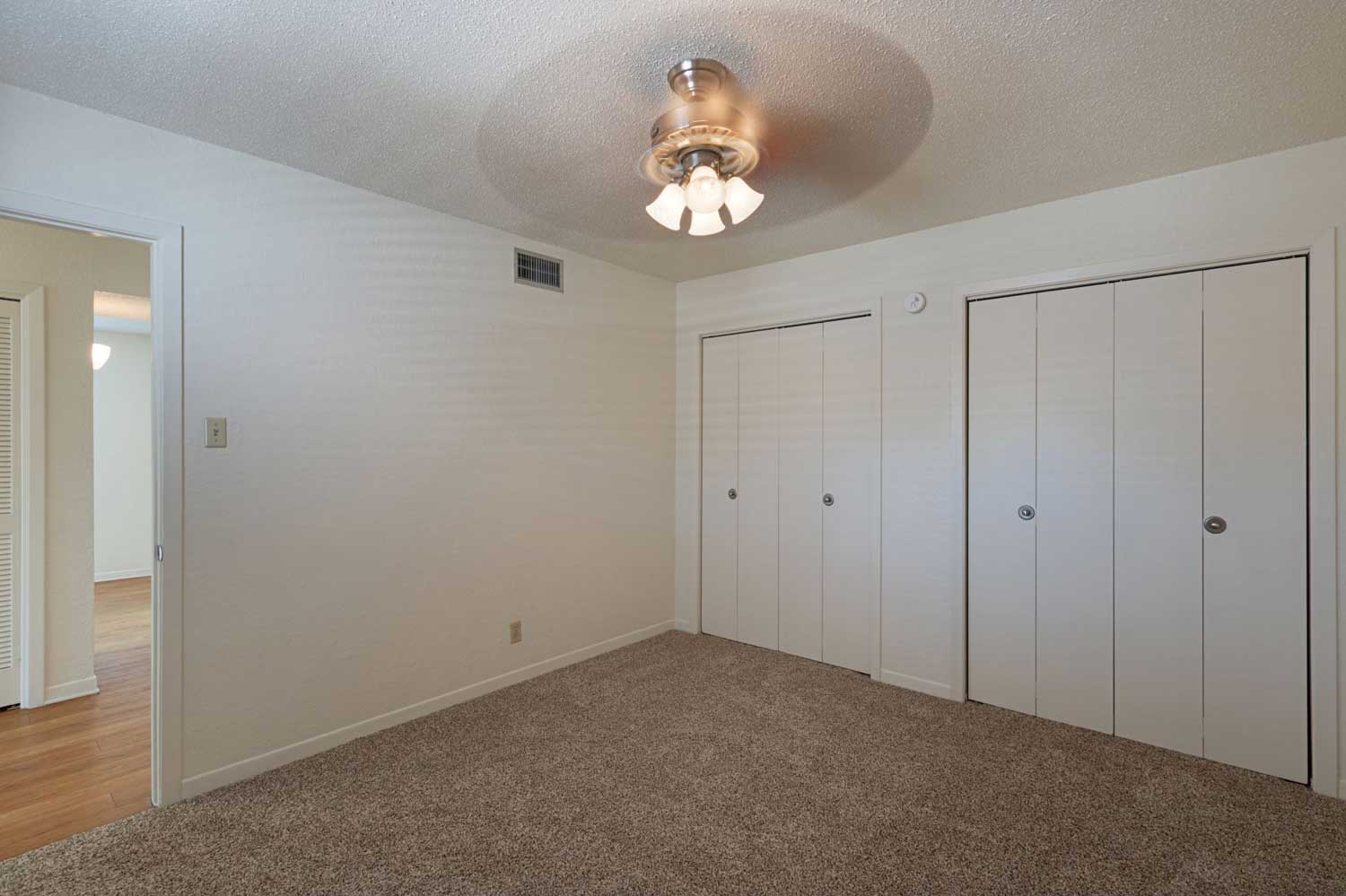 The Rosetta Apartments; One Two Three Bedroom Pet Friendly Apartment Home Townhomes in Northwest El Paso near Fort Bliss, UTEP