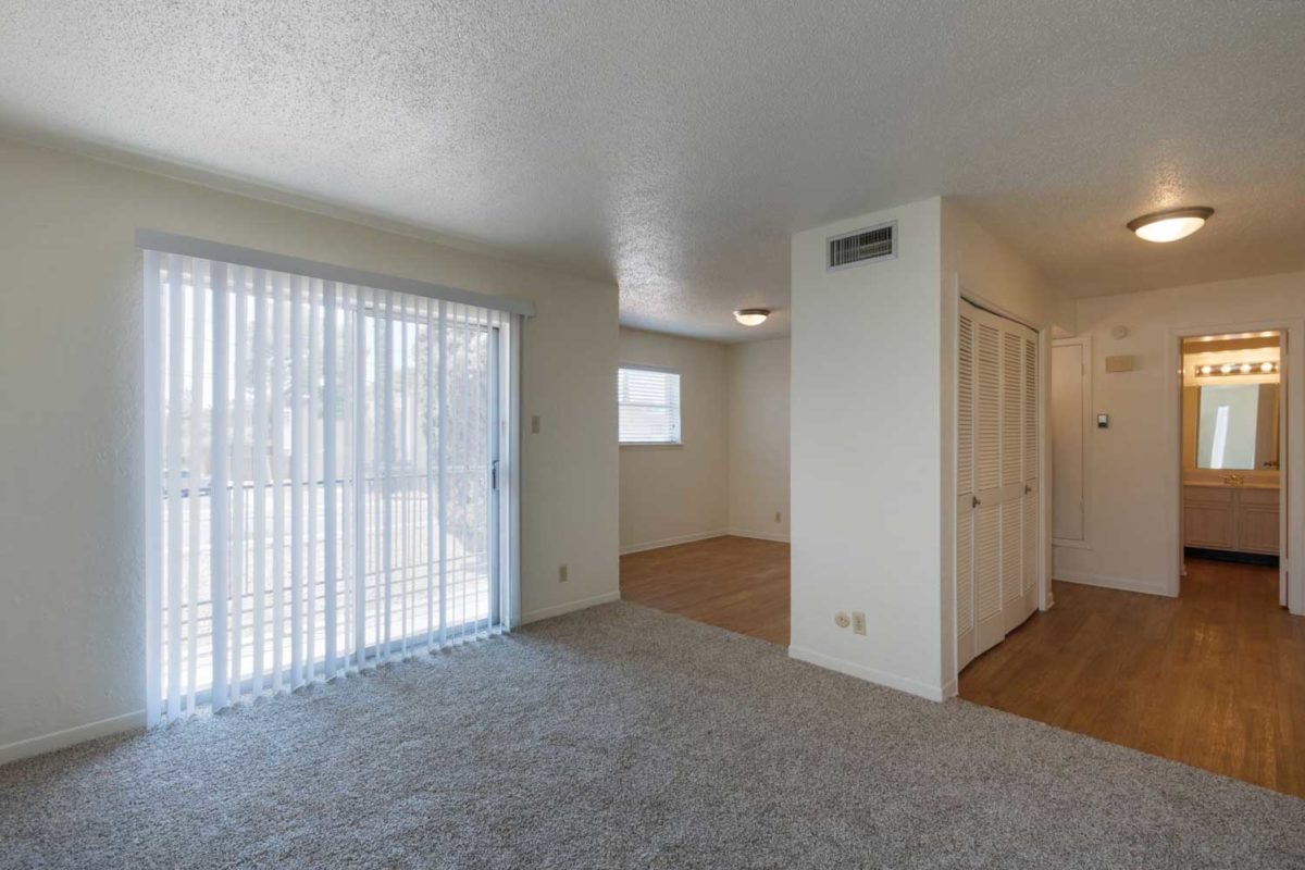 The Rosetta Apartments; One Two Three Bedroom Pet Friendly Apartment Home Townhomes in Northwest El Paso near Fort Bliss, UTEP